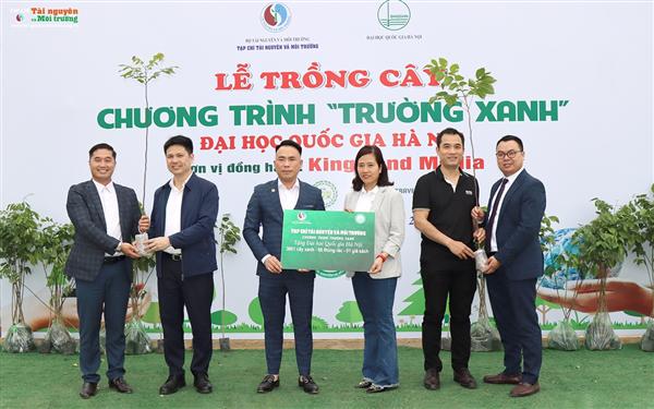 Chương trình “Trường xanh” trồng mới 3000 cây xanh tại Đại học Quốc gia Hà Nội