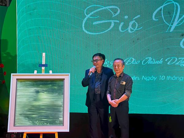 Họa sĩ Đào Tiến - Đào Thành Duy tổ chức Triển lãm tranh 'Gió ngàn' lan tỏa tình yêu Hà Nội